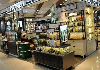 商場(chǎng)一樓為何總被化妝品“占領(lǐng)”？揭秘背后隱藏的商業(yè)密碼